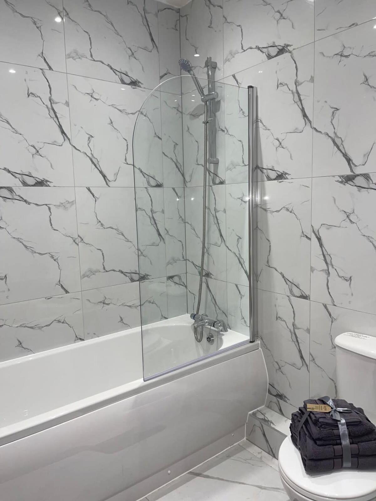 1 Bedroom Apartment - Flitwick - Contractor Friendly - Tourist Ready - Full Kitchen - Wifi - Smart Tv - Sofa Bed - Free Parking - Ideal For Short Or Long Stays Exterior foto